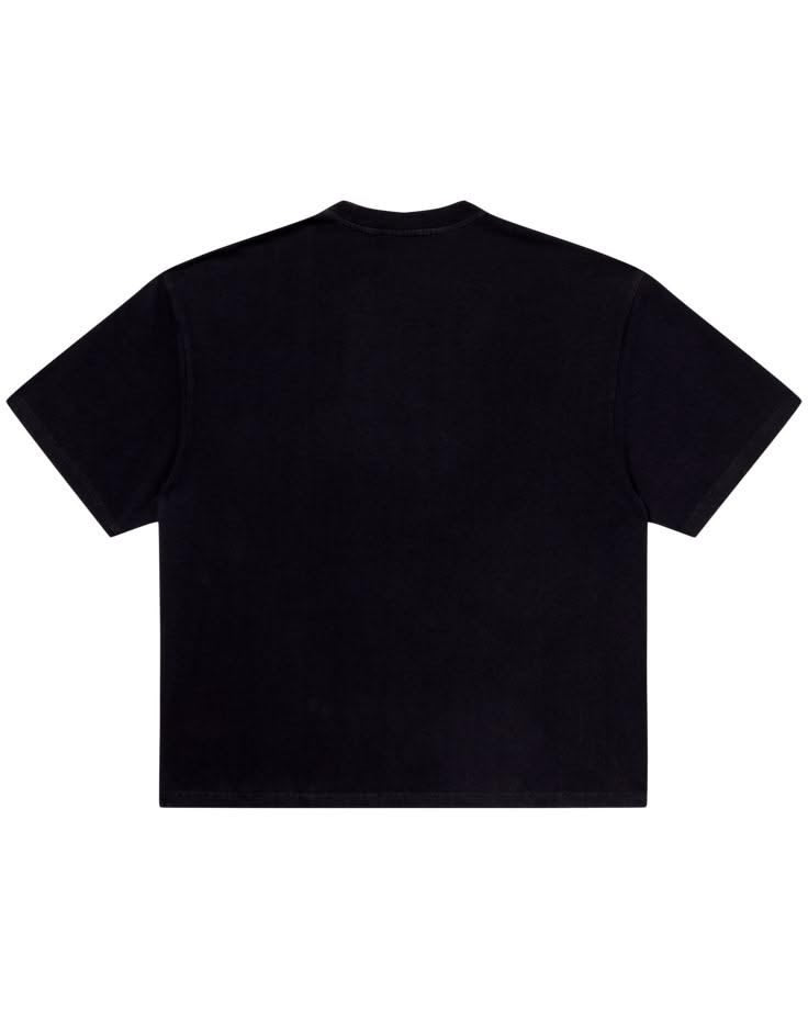 BLACK - CROPPED TEE